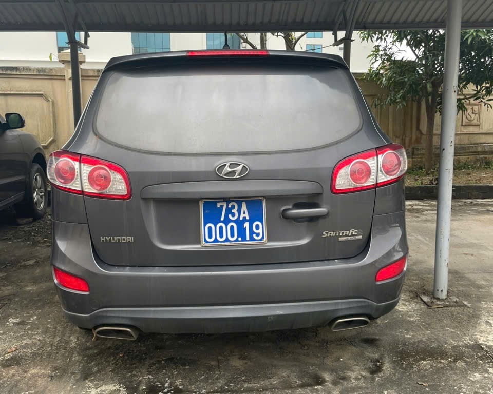 Thông báo đấu giá tài sản công thanh lý của Kho bạc Nhà nước Khu vực XII (Xe 73A-000.19)