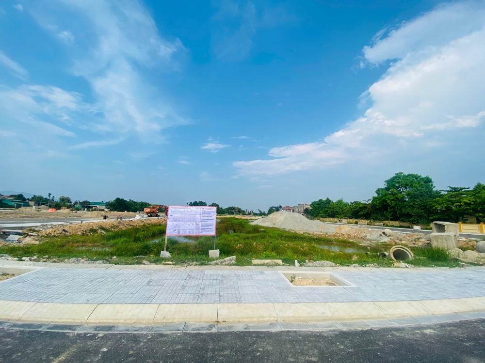 Thông báo đấu giá quyền sử dụng đất (22 lô Cầu Ngan, phường Thạch Hạ)